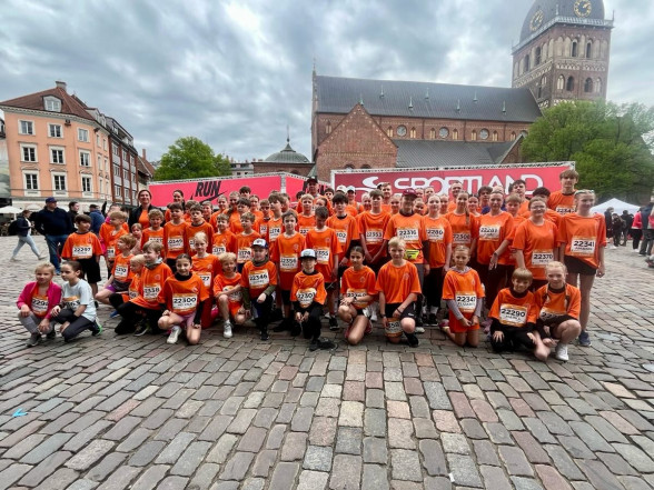 G Kopā skrienot Rimi Rīgas maratonu