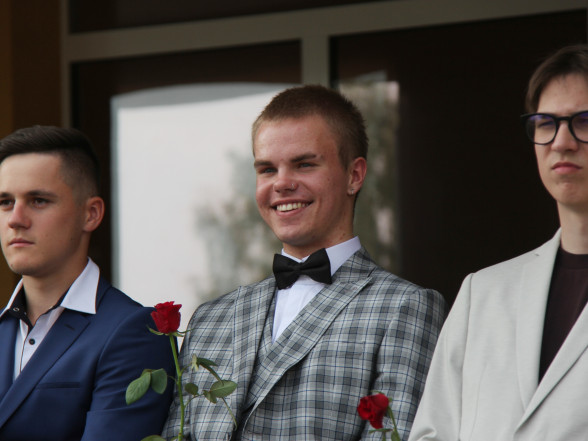 J Skolēnu uzņemšana 10.klasē